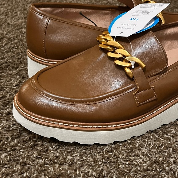 Time and Tru Chain Comfort Loafers | Womens 11 - Picture 4 of 6